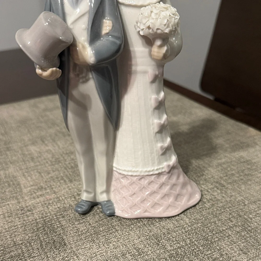 Lladro Porcelain Bride Groom Wedding Cake Topper Handmade in Spain 7.5